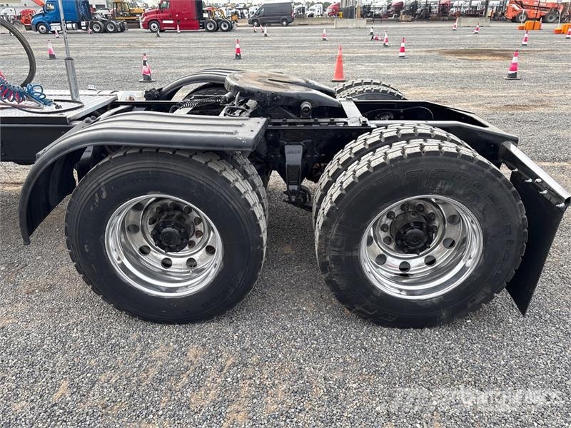 Western Star 4900 6x4 T/A Day Cab Truck Tractor Traktorske jedinice