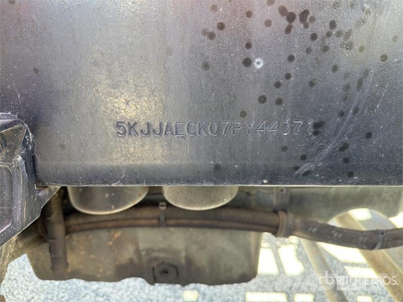 Western Star 4900 6x4 T/A Day Cab Truck Tractor وحدات الجر