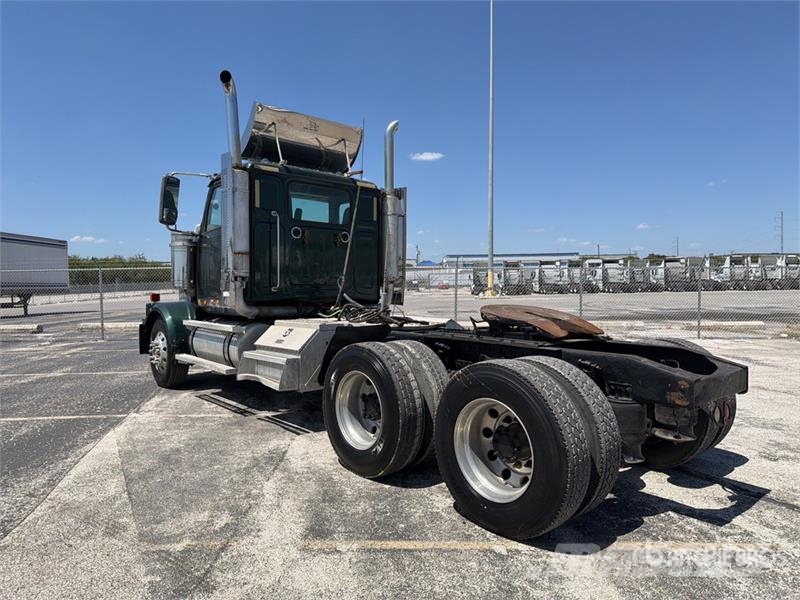 Western Star 4900 6x4 T/A Day Cab Truck Tractor وحدات الجر