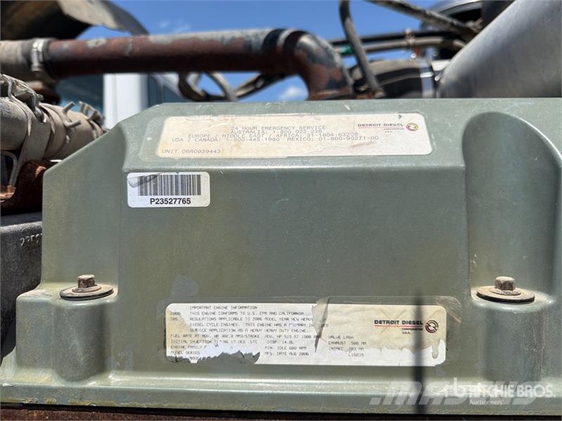 Western Star 4900 6x4 T/A Day Cab Truck Tractor وحدات الجر