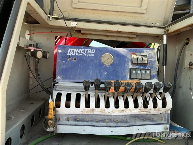 Western Star 4900 8x6 Sleeper Tow Truck Hinausautot