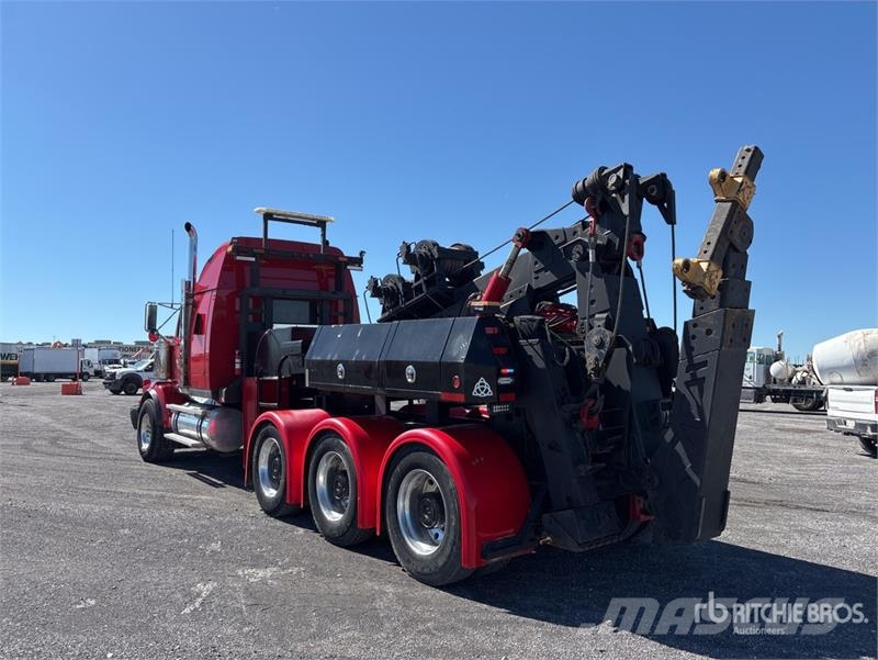 Western Star 4900 8x6 Sleeper Tow Truck レッカー車