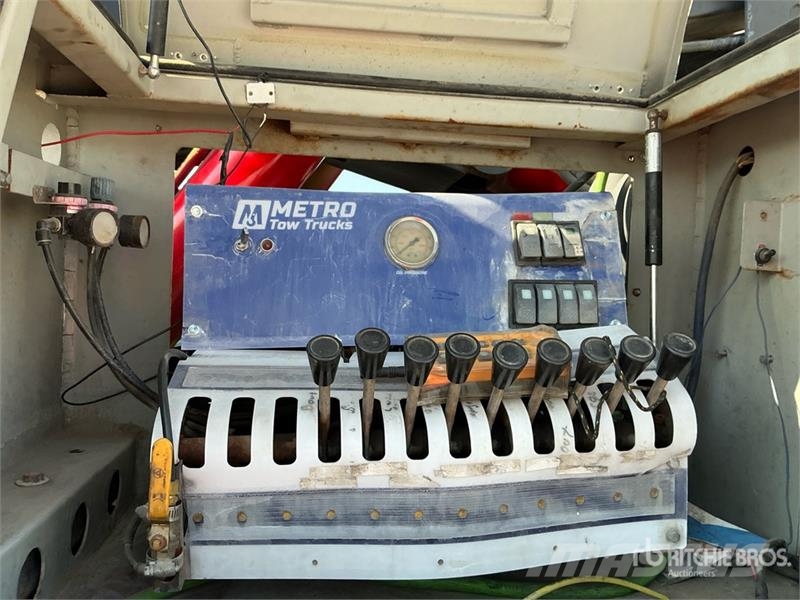 Western Star 4900 8x6 Sleeper Tow Truck Hinausautot
