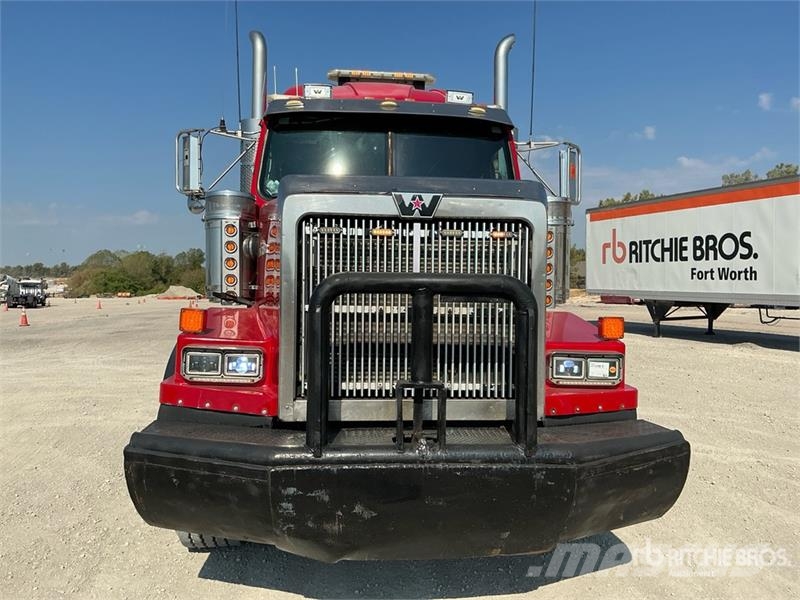 Western Star 4900 8x6 Sleeper Tow Truck Hinausautot