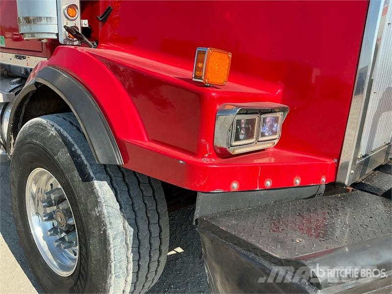 Western Star 4900 8x6 Sleeper Tow Truck Hinausautot