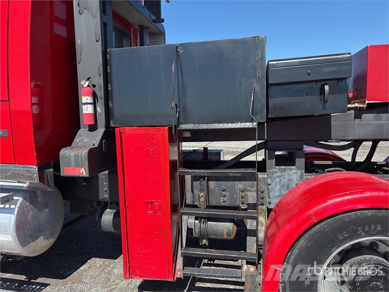 Western Star 4900 8x6 Sleeper Tow Truck レッカー車