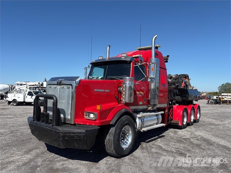 Western Star 4900 8x6 Sleeper Tow Truck レッカー車