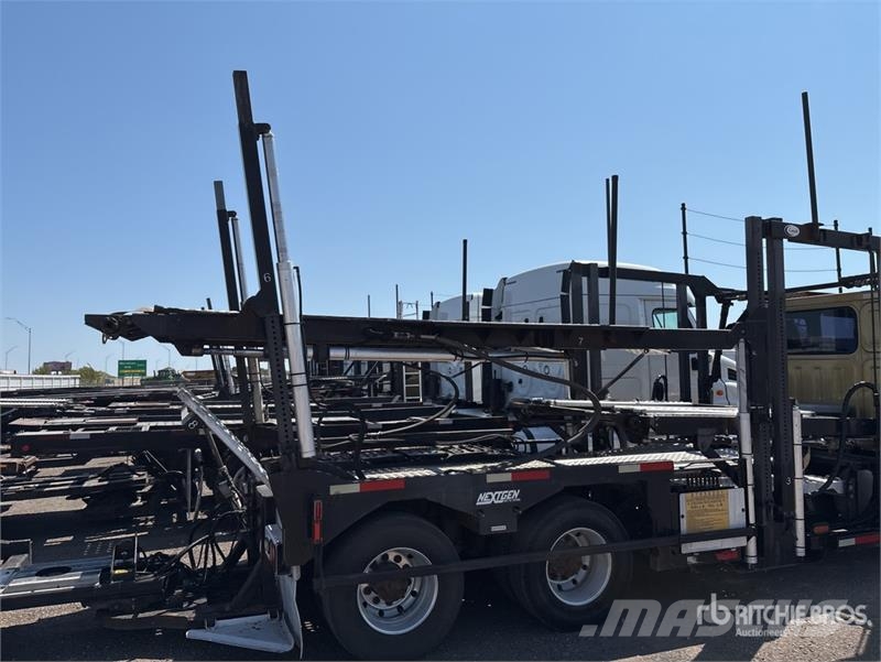 Western Star 4900FA Nákladní vozidlá na prepravu automobilov