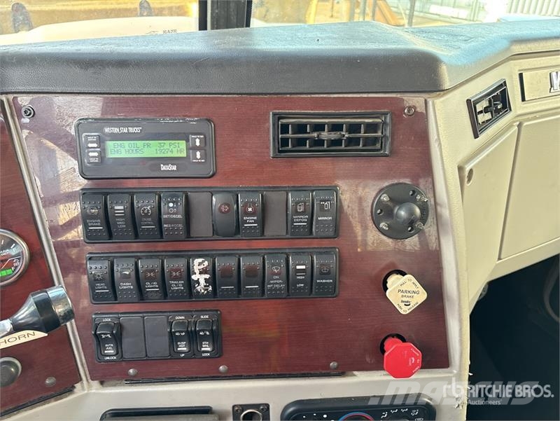Western Star 4900FA Camiones portacoches