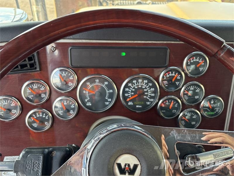 Western Star 4900FA Camiones portacoches