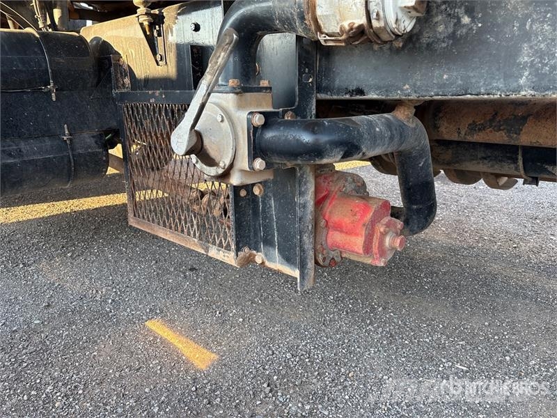 Western Star 4900SA 6x4 T/A Sleeper Truck Tractor Prime Movers