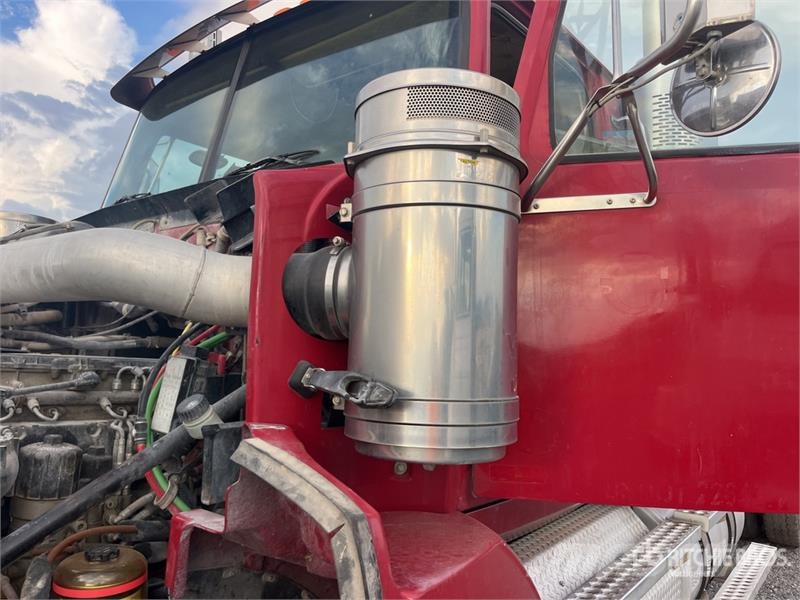 Western Star 4900SA 6x4 T/A Sleeper Truck Tractor (Inoperable) Влекачи