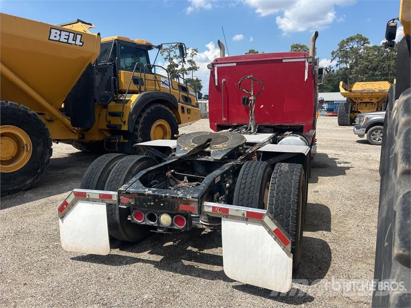 Western Star 4900SA 6x4 T/A Sleeper Truck Tractor (Inoperable) Влекачи