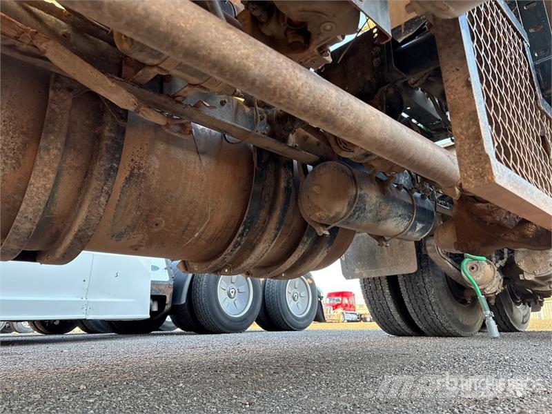 Western Star 4900SA 6x4 T/A Sleeper Truck Tractor Prime Movers