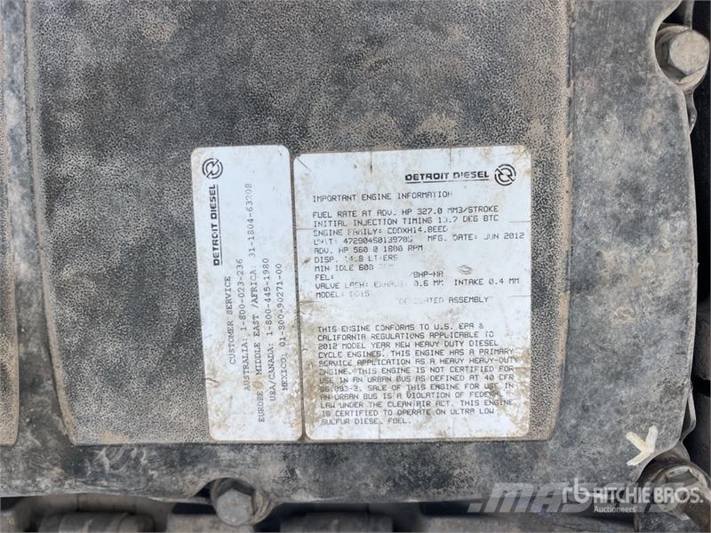Western Star 4900SA 6x4 T/A Sleeper Truck Tractor (Inoperable) Влекачи