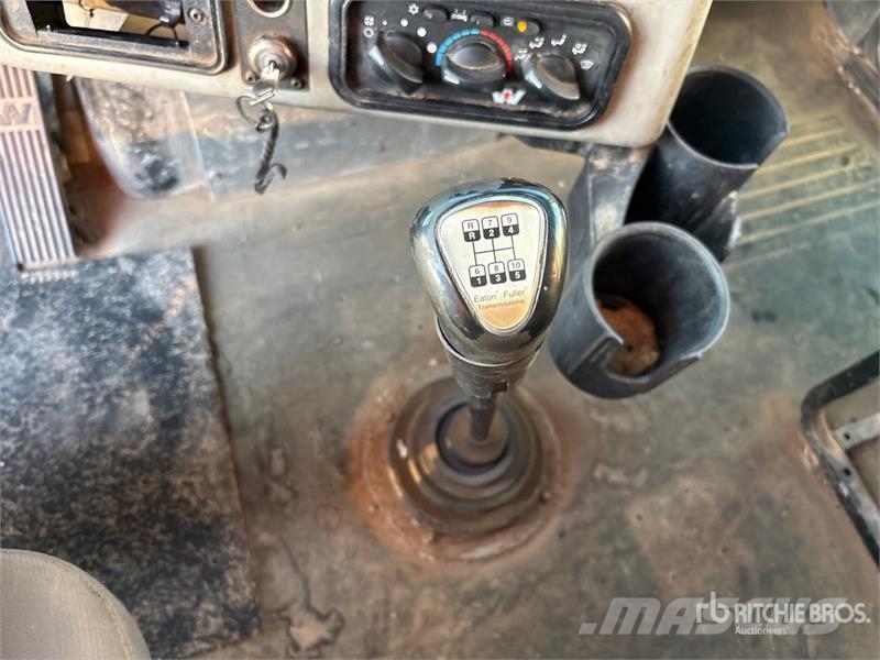 Western Star 4900SA 6x4 T/A Sleeper Truck Tractor Prime Movers
