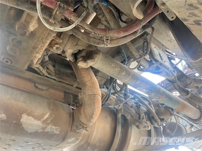 Western Star 4900SA 6x4 T/A Sleeper Truck Tractor (Inoperable) Влекачи