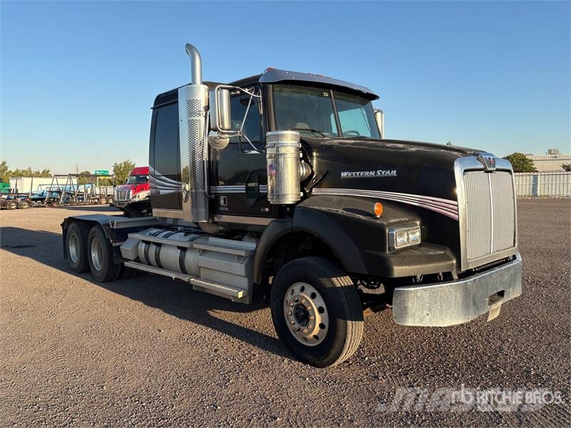 Western Star 4900SA 6x4 T/A Sleeper Truck Tractor Prime Movers