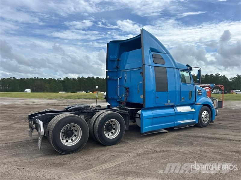 Western Star 5700 6x4 T/A Sleeper Truck Tractor Ciągniki siodłowe