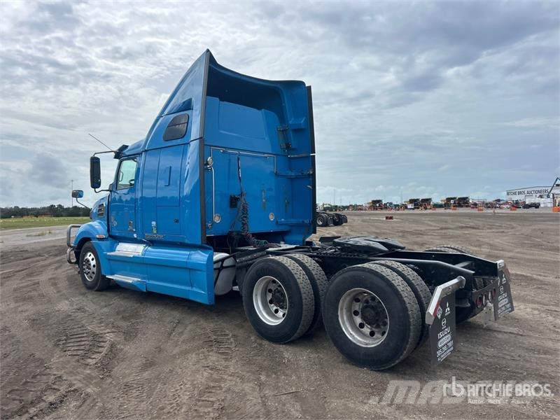 Western Star 5700 6x4 T/A Sleeper Truck Tractor Ciągniki siodłowe