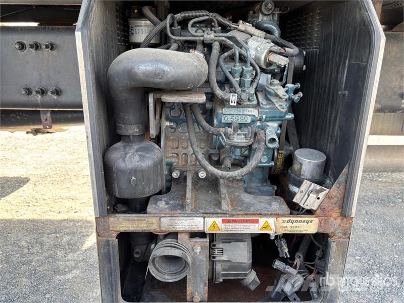 Western Star 5700XE 4x2 Van Truck Camiones con caja de remolque