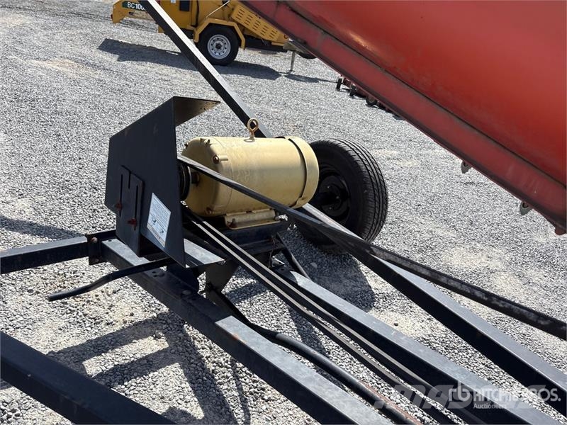 Wheatheart BH36-10 10 in x 36 ft 6000 bu Grain Auger Transportbånd