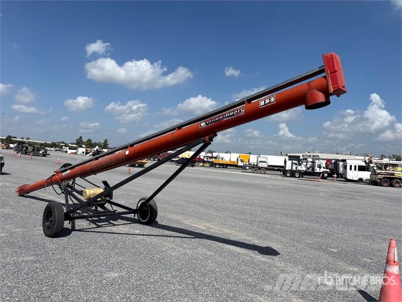 Wheatheart BH36-10 10 in x 36 ft 6000 bu Grain Auger Transportbånd