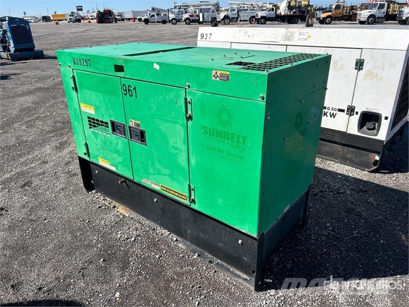 Whisperwatt DCA-25SSIU4F 20 kW Skid-Mounted Generator Set (Ino Diiselgeneraatorid