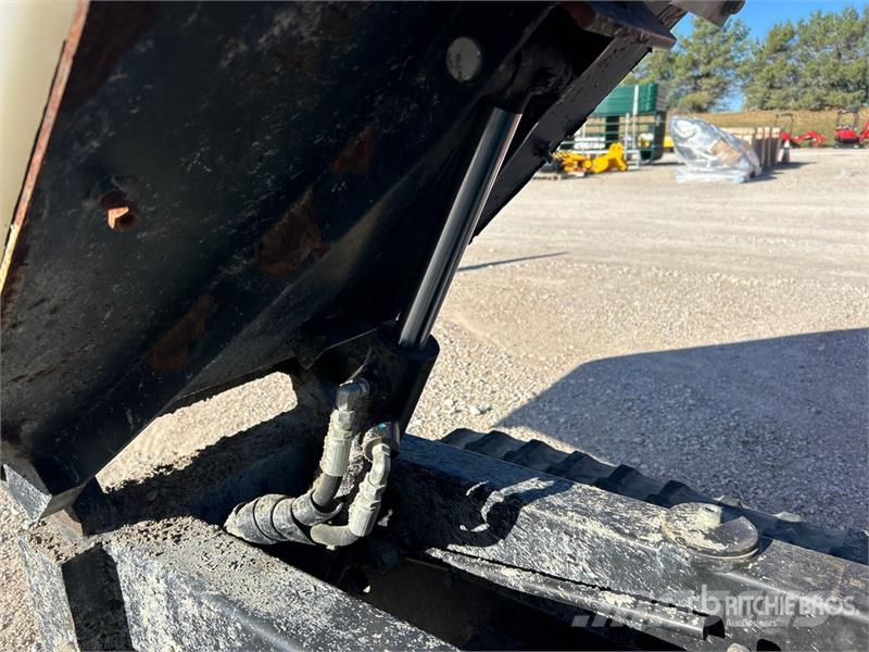 Whiteman WTB16 Stand-On Crawler Concrete Buggy Beton tartozékok
