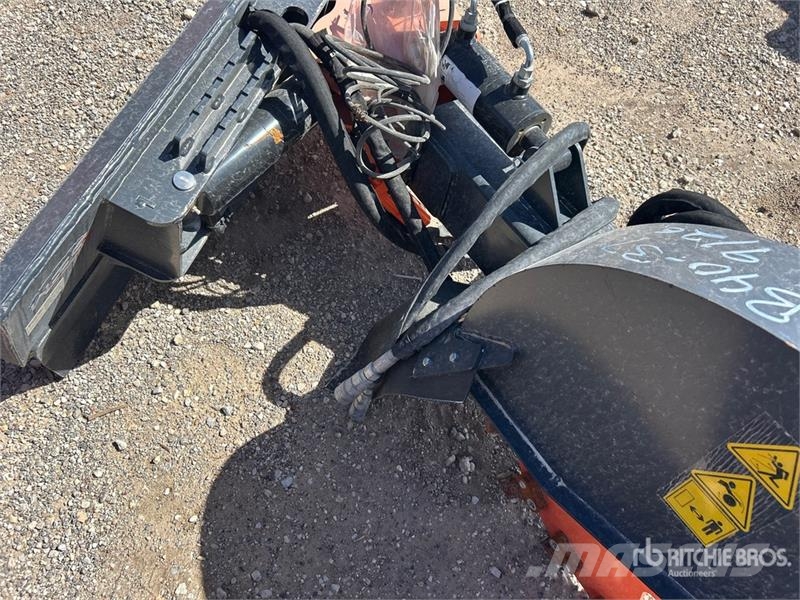 Wig XN-QC01-08 14 in Skid Steer Stump Grinder Grapa si pluguri rotative