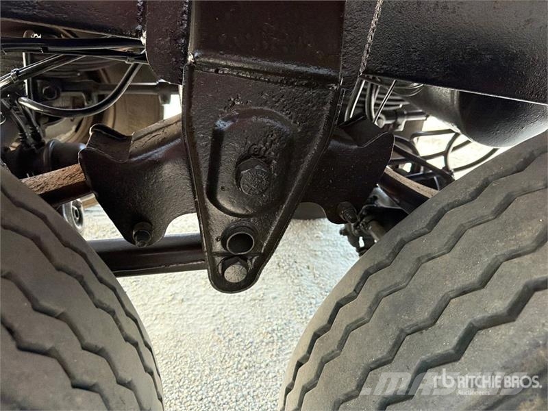 Wilkens 44 ft T/A Moving Floor Trailer Kustīgo grīdu puspiekabes