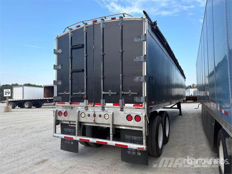 Wilkens 44 ft T/A Moving Floor Trailer Kustīgo grīdu puspiekabes