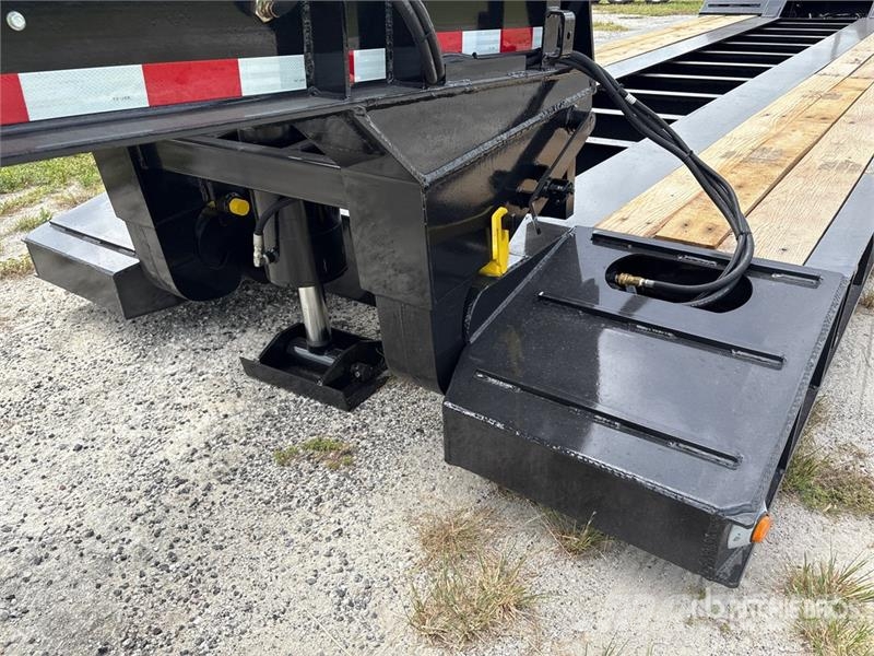 Witzco Challenger Challenger Tri/A Removable Gooseneck Lo ローローダー