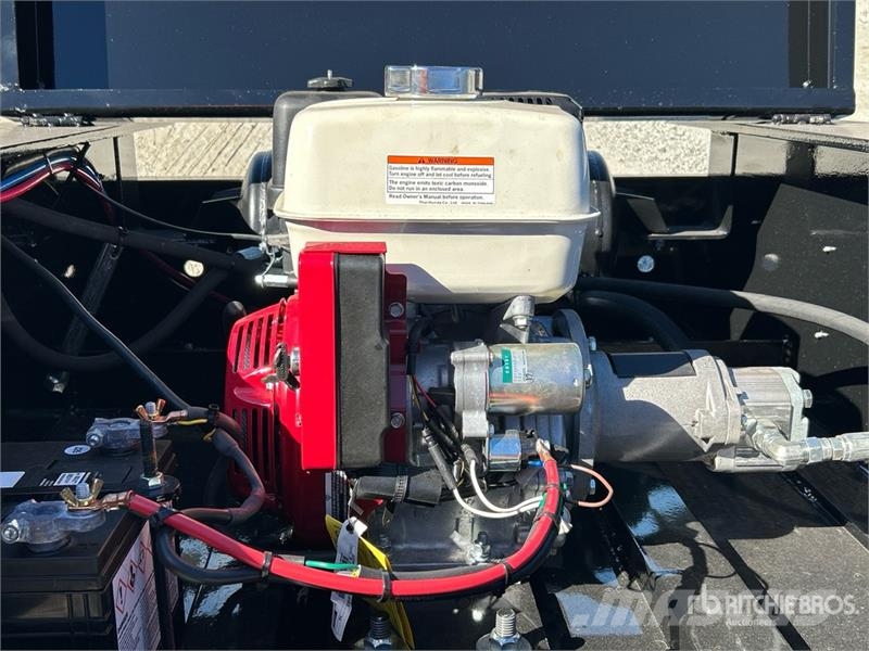 Witzco Challenger Challenger RG52 Tri/A Removable Goosene 低架裝載車