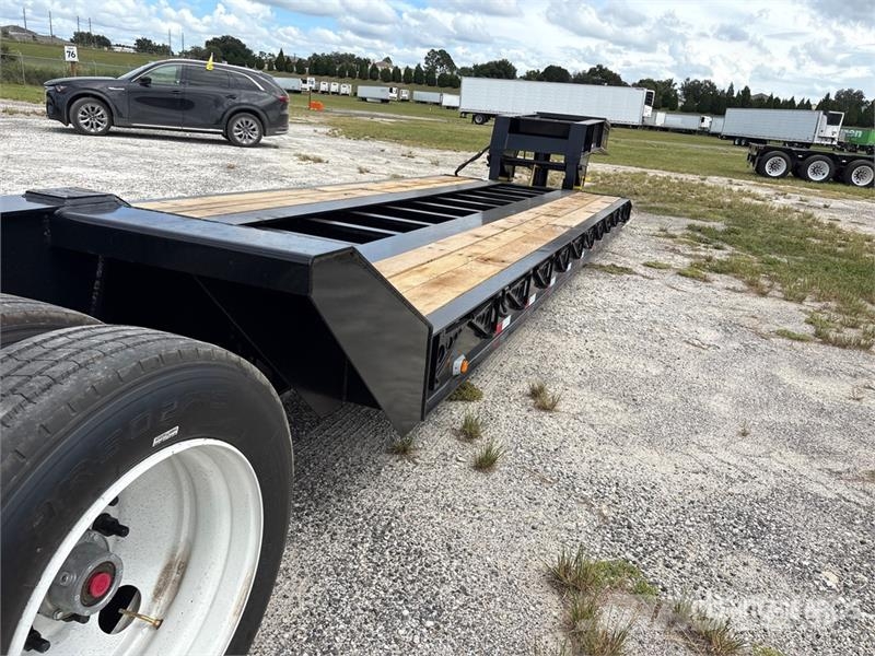 Witzco Challenger Challenger Tri/A Removable Gooseneck Lo ローローダー