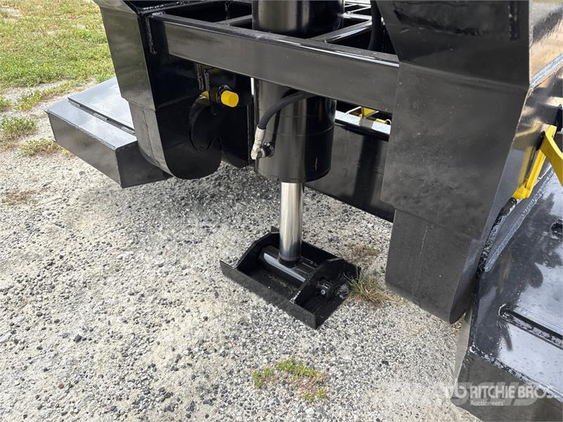 Witzco Challenger Challenger Tri/A Removable Gooseneck Lo ローローダー