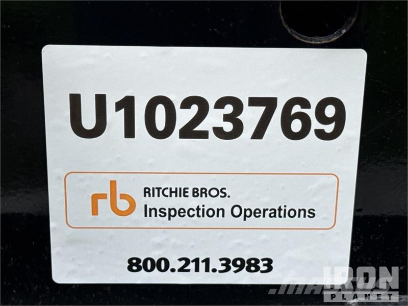 Witzco RG-52 104000 lb Tri/A Removable Gooseneck Lowboy T Nizki nakladalci