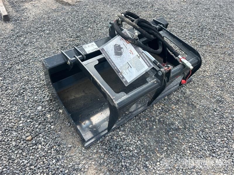  Wolverine MSG-11-44W 44 in Mini Skid Steer Grapple Grijpers