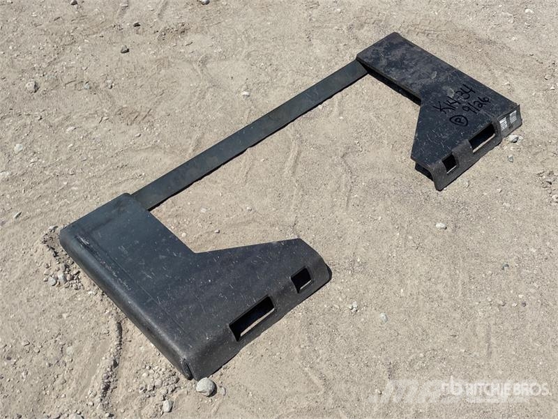 Wolverine QMP1-16-10T Skid Steer Attachment Mounti Other components