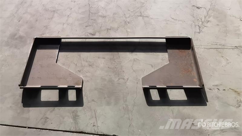 Wolverine QMP1-16-10T Skid Steer Attachment Mounti Other components