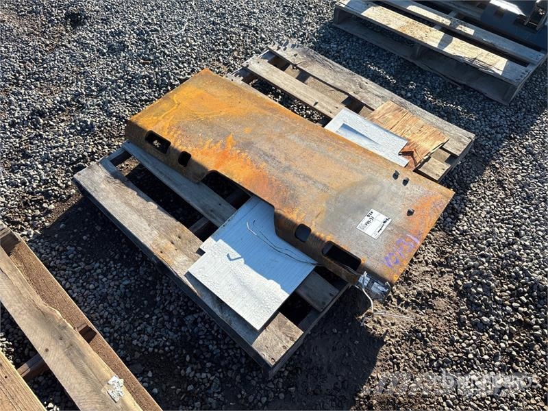  Wolverine QMP2-16-12T Skid Steer Attachment Mounti Otros componentes