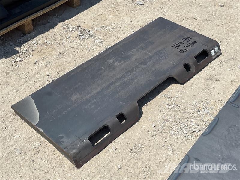 Wolverine QMP2-16-12T Skid Steer Attachment Mounti Other components