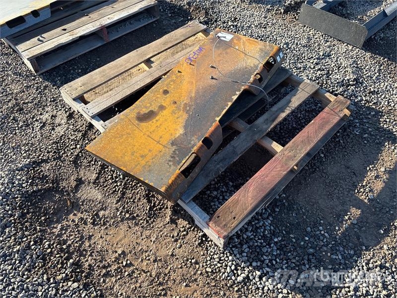  Wolverine QMP2-16-12T Skid Steer Attachment Mounti Otros componentes