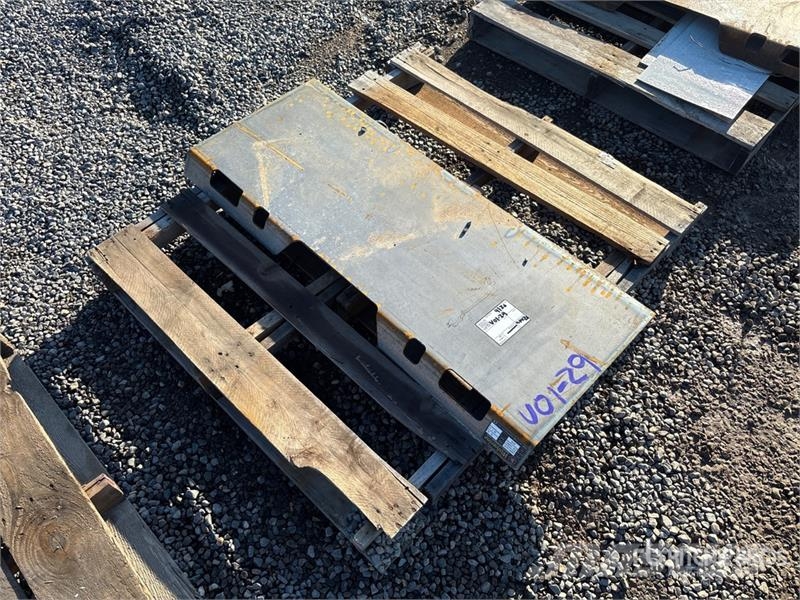  Wolverine QMP3-16-6T Skid Steer Attachment Mountin Otros componentes