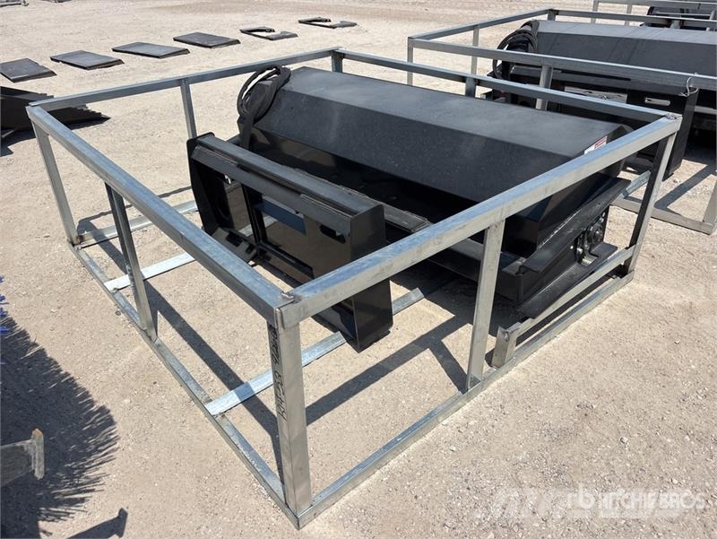Wolverine RS72 Manual Angled Skid Steer Broom (Unu Süpürgeler
