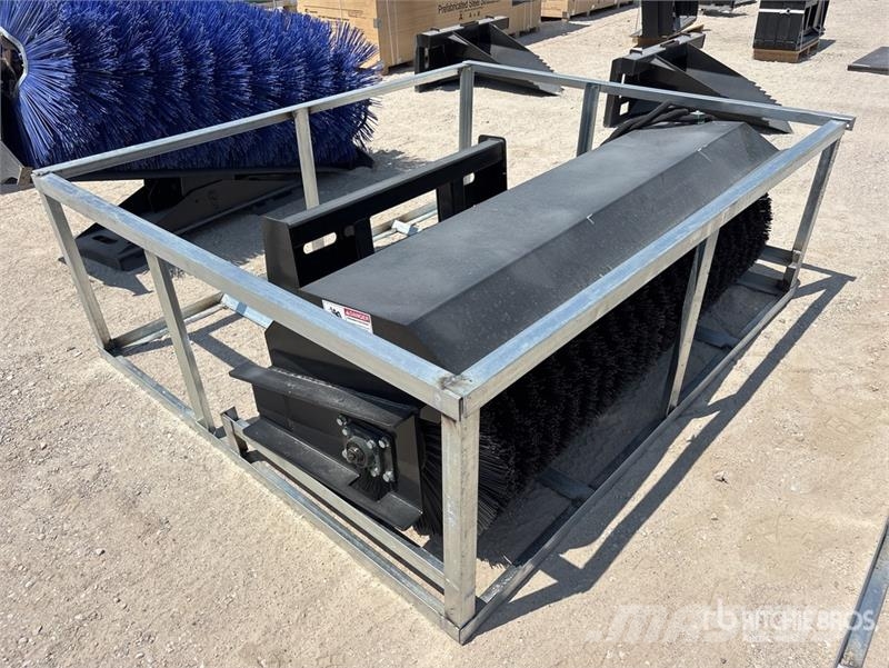 Wolverine RS72 Manual Angled Skid Steer Broom (Unu Süpürgeler