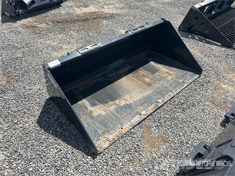 Wolverine TDB-11-66W 66 in Skid Steer Bucket (Unus Godet