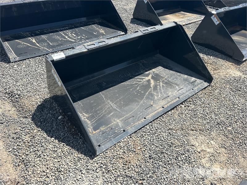 Wolverine TDB-11-66W 66 in Skid Steer Bucket (Unus Godet