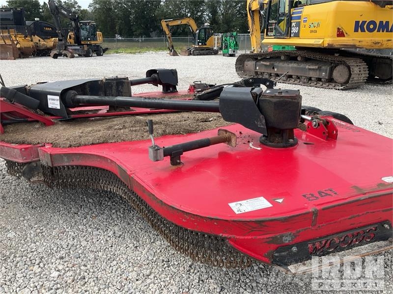 Woods BW1560 15 ft Batwing Rotary Cutter 茎切断機