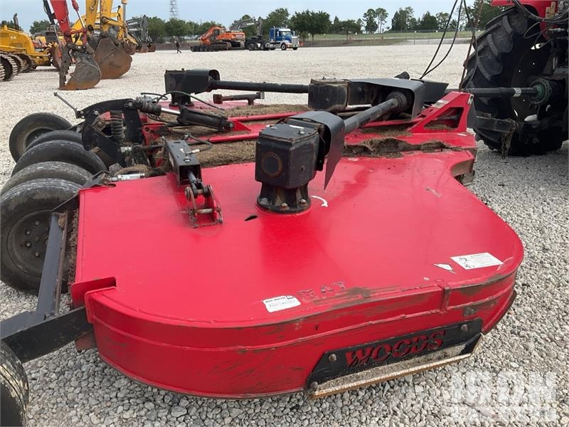 Woods BW1560 15 ft Batwing Rotary Cutter 茎切断機